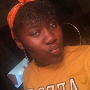 Meet your Posher, Daniya